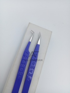 Pince à épiler en acier inoxydable à pointe coudée à 90 degrés avec motif couronne, couleur violette, poignée en forme de cœur, pour extensions de cils volume - Product Image 5