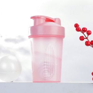 ขวดเชคโปรตีนพลาสติกปลอดสาร BPA ขนาด 500 มล. ขวดออกกำลังกายแบบใช้ซ้ำได้ ฝาปิดแบบมีบานพับ ป้องกันการรั่วซึม สำหรับเครื่องดื่มกีฬา - Product Image 5