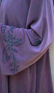 ชุดมุสลิมแบบดั้งเดิมสำหรับผู้หญิงที่สง่างามและเรียบร้อย งานฝีมือที่สวยงาม เหมาะสำหรับงานปาร์ตี้ สไตล์อาบายะ คาฟตัน ชุดเดรสแบบเป็นทางการสไตล์ดูไบ - Product Image 2