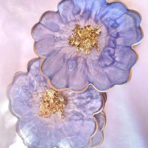 Sous-verres modernes en résine florale, ensemble unique de sous-verres en résine époxy pour les amateurs de thé ou de café, en provenance d'Inde - Product Image 2