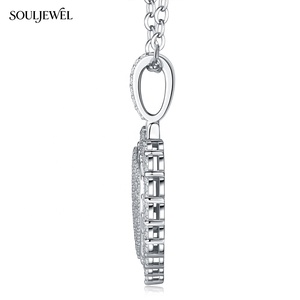 Souljewel - Colgante de Lujo con Corazón de Moissanita Certificado por GRA, Chapado en Rodio, Plata 925, Corte Cojín, Engaste de Garras, Unisex, para Uso Diario - Product Image 2