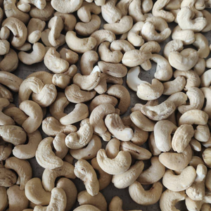 Proveedor Confiable de Nueces de Anacardo Kaju Badam SANTIGO W180 W240 W320, Nueces de Anacardo Secas, MOQ Bajo, Empaque Personalizado - Product Image 1