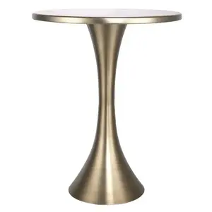 Table d'angle de style design tendance pour meubles de décoration d'intérieur Table centrale latérale en aluminium plaqué or en vente chaude