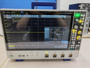 ออสซิลโลสโคป Rohde & Schwarz RTO64 มือสอง 6Ghz - Product Image 3