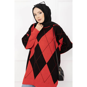 เสื้อสเวตเตอร์ถักลายบาคลาวาสีแดงสำหรับผู้หญิง - Product Image 2
