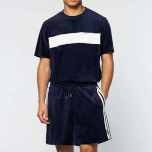 กางเกงขาสั้นผ้ากำมะหยี่ของผู้ชายคุณภาพสูง-นุ่มสบายและเหมาะสำหรับชุดลำลองและสไตล์ที่ผ่อนคลาย - Product Image 2