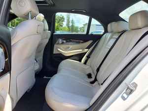 Nuevo MERCEDES BENZ E30 AMG TUBOR 2022 con Cámara Trasera 360, Capacidad de Carga 31-40T, Emisión Diésel/GAS, Automático - Product Image 4