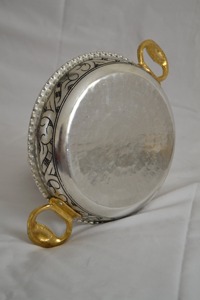Juego de 3 Cazuelas de Cobre Grabadas de Lujo con Asas de Latón, Ideales para Servir Curry, Arroz y Comidas Indias, Provenientes de la India - Product Image 3