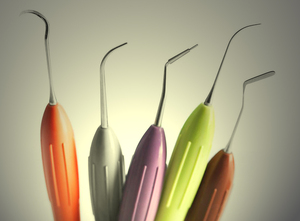 Escalador Dental Manual de Doble Extremo LM Duragrade Supersteel Mini Sickle, Escaladores e Instrumentos Dentales de Resina - Product Image 2