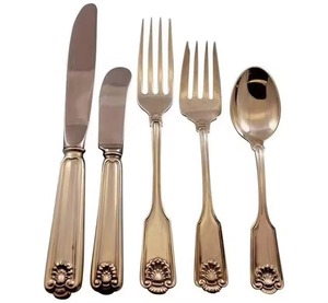 Ustensiles de cuisine d'usage quotidien pour la maison Couverts en acier inoxydable Couverts Couteau Cuillère Fourchette et Ecarteur Couverts décoratifs en métal - Product Image 1