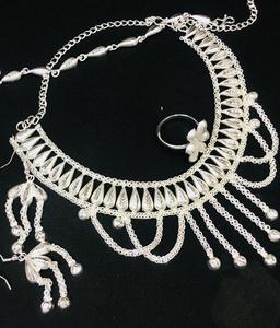 Pendientes de diseñador hechos a mano para damas usan joyería de moda mayoristas Acero inoxidable indio para regalo - Product Image 3