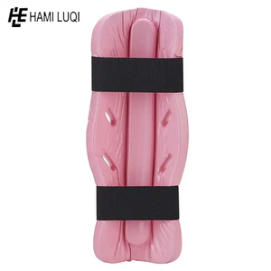 Protège-tibias de kickboxing-Équipement d'entraînement et de sparring pour la boxe, le muay thai, le karaté | sur mesure pour des performances optimales - Product Image 3