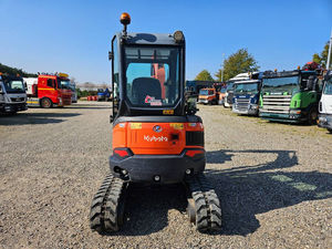 Mini excavatrice Kubota U 27-4 avec machine d'excavatrice compacte Tiltman - Product Image 2