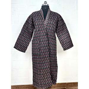 Kimono Largo Reversible Kantha Matelass para Mujer, Color Negro Mostaza, Estampado Floral, Algodón Natural, Traje de Baño - Product Image 6