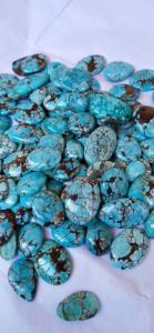 พลอยเทอร์ควอยซ์ทิเบตธรรมชาติคุณภาพเยี่ยมน่ารัก จำนวนมาก สำหรับทำเครื่องประดับ ราคาขายส่ง - Product Image 2