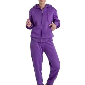Venta al por mayor 100% de algodón de las mujeres chándal caliente Jogging Suit con sudaderas con capucha y sudaderas - Product Image 5