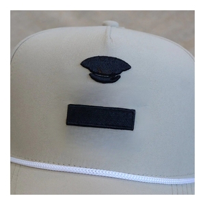Gorra de Golf Deportiva de Secado Rápido, Personalizada Directo de Fábrica, 5 Paneles, Orificios Cortados con Láser, Logotipo Bordado en 2D, Cierre Trasero de Plástico - Product Image 6