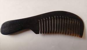 OPTIMISATION NATURELLE DES COULEURS CORNE BUFFALO VENTE EN GROS Peignes en corne antistatique naturelle pour les cadeaux de vacances par l'artisanat croissant - Product Image 3