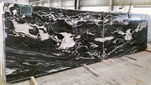 Granite noir titane de qualité supérieure, grande dalle, moderne, pour salle à manger, cuisine extérieure, salle de bain, accent, scié à la scie à ruban, poli, affûté, extérieur - Product Image 2