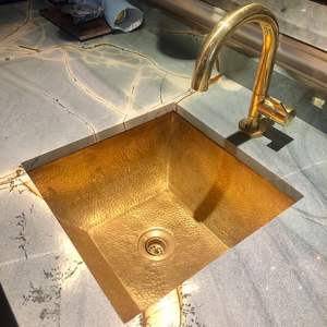 Évier en laiton robuste pour une utilisation quotidienne dans la salle de bain, assurant résistance, durabilité et performances à long terme - Product Image 2