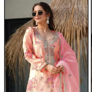 Trending Heavy Organza Impreso Shalwar Kameez con fondo de algodón importado y Organza Dupatta Elegante XL/XXL Ropa étnica - Product Image 1