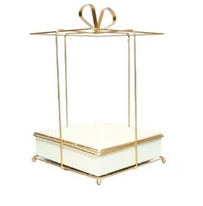 Cesta de alambre de Metal redonda hecha a mano de latón AK en cesta de Diseño Estándar con acabado dorado para artículo de decoración de cocina/artículos de hotel - Product Image 5