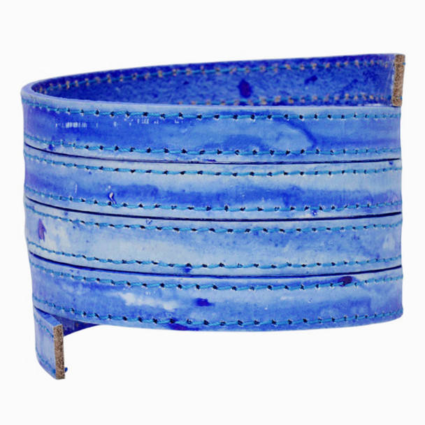 สีฟ้าไฟฟ้า