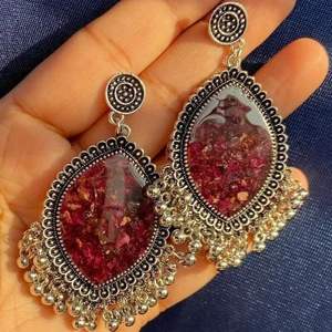 Mode laiton préservé fleur boucles d'oreilles élégant conservé fleur rouge balancent larme Art déco mariage bijoux floraux à la main - Product Image 3