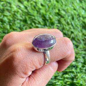 Hecho a mano Plata de Ley 925 diseño clásico bisel ajuste boda compromiso fiesta joyería corte ovalado amatista perla aniversario - Product Image 1