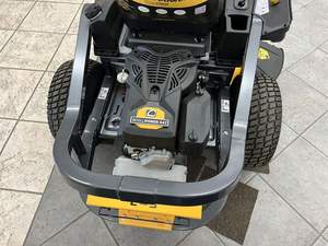 Tondeuse à gazon Cub Cadet ULTIMA ZT1 42 neuve et d'occasion 2025, garantie 2 ans, moteur à essence, à vendre - Product Image 6