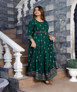 Robe longue à manches régulières et col bateau avec Dupatta pour femme indienne Ethnique Gharara - Product Image 4