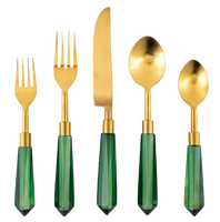 Schönes neues Design Besteckset mit Acryl griff