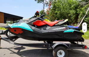 Super Ventas: SparkTrixx PWWC de BombardierBRP, Perfecto para Amantes de la Emoción y Aventuras Acuáticas Deportivas - Product Image 3