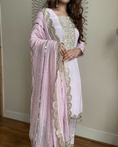 Mejor precio diseñador estilo de celebridad bordado Salwar Kameez traje conjunto ODM seda algodón Kurti vestido para bodas fiestas al por mayor - Product Image 6