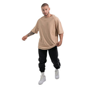 Streetwear graphique personnalisé 250GSM 100% coton respirant T-Shirt grande taille grande taille Jersey lourd dernière conception - Product Image 1