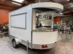 <b>Fiberglass</b> Mobile Food Trailer Stainless Steel Frame Rust Resistant Snack Kitchen Truck for Outdoor Retail - Product Image 1