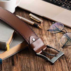 AKYOL เข็มขัดระดับพรีเมียมสำหรับผู้ชายสไตล์ลำลองพร้อมหัวเข็มขัดอัลลอยทนทานกว้าง4.5ซม. ผสมผสานกันอย่างลงตัวกับคุณภาพและความสง่างาม - Product Image 5