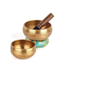 Bol chantant tendance de 8cm-bols tibétains pour la guérison profonde, la méditation, le yoga-bols chantants faits à la main de l'inde - Product Image 1