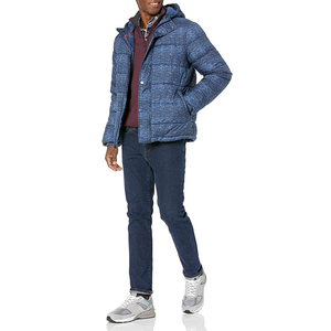Chaqueta acolchada de burbujas ligera para hombre de diseño personalizado, nueva moda de invierno, cálida, de manga larga, impermeable, con cremallera, servicio OEM - Product Image 4