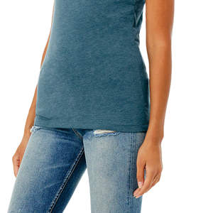 T-Shirt moulant pour femmes, 100% Airlume, en coton peigné avec anneau, 4.2 oz - Product Image 5