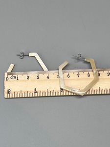 Pendientes de puño de cuerno de estilo clásico con forma de ala Joyería de cuerno clásica elegante - Product Image 4