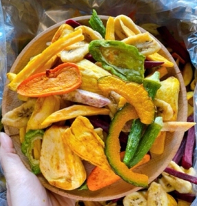 Collation croustillante de qualité supérieure en fruits et légumes mélangés lyophilisés biologiques avec emballage en vrac de saveur naturelle - Product Image 2