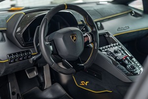 100 % ABORDABLE - Voitures Lamborghini Aventador LP750-4 Superveloce 2016 à transmission intégrale et boîte automatique 7 vitesses à vendre - VENTES AUTO - Product Image 3