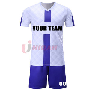 Uniforme de Cricket Personalizado con Impresión por Sublimación Única, Tela 100% Poliéster, Logotipo y Talla Personalizados para Pedidos de Equipo - Product Image 1