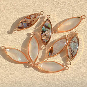 Connecteur en laiton serti de pierres de lune péridot fantaisie vintage de 5 à 10 mm, fabrication de bijoux faits à la main, Saint-Valentin - Product Image 6