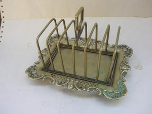 Support à pain tendance et personnalisé pour les tranches de pain du petit-déjeuner, accessoires de cuisine, rangement et organisation à domicile. - Product Image 3