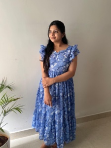 ชุดเดรสยาวสไตล์โบฮีเมียนสำหรับผู้หญิง, เดรสกระโปรงบานพริ้วไหวแขนพองพิมพ์ลายดอกไม้สำหรับฤดูร้อน - Product Image 2