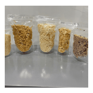 Chips de noix de coco séchées, chips de noix de coco croustillantes fabriquées à partir de chair de noix de coco sélectionnée pour les mélanges de collations produits au Vietnam - Product Image 6