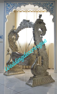 Jhula en bois sculpté de style royal vintage antique de luxe moderne de haute qualité, meubles de patio traditionnels indiens pour la maison en Inde - Product Image 2