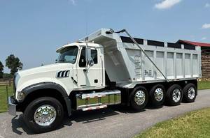 Camión Volquete de Cuatro Ejes Macks Granite 104FR 2020, ¡Gran Oferta!, Listo para Enviar a Todo el Mundo con GARANTÍA - Product Image 3